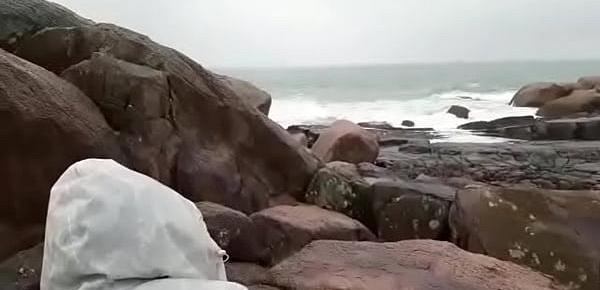  metendo a rola em putinha sub na praia